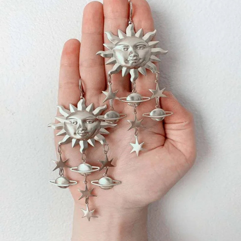 Europeu e americano nova marca de moda vento criativo sol estrela borla brincos personalidade sorridente rosto planeta jóias feminino
