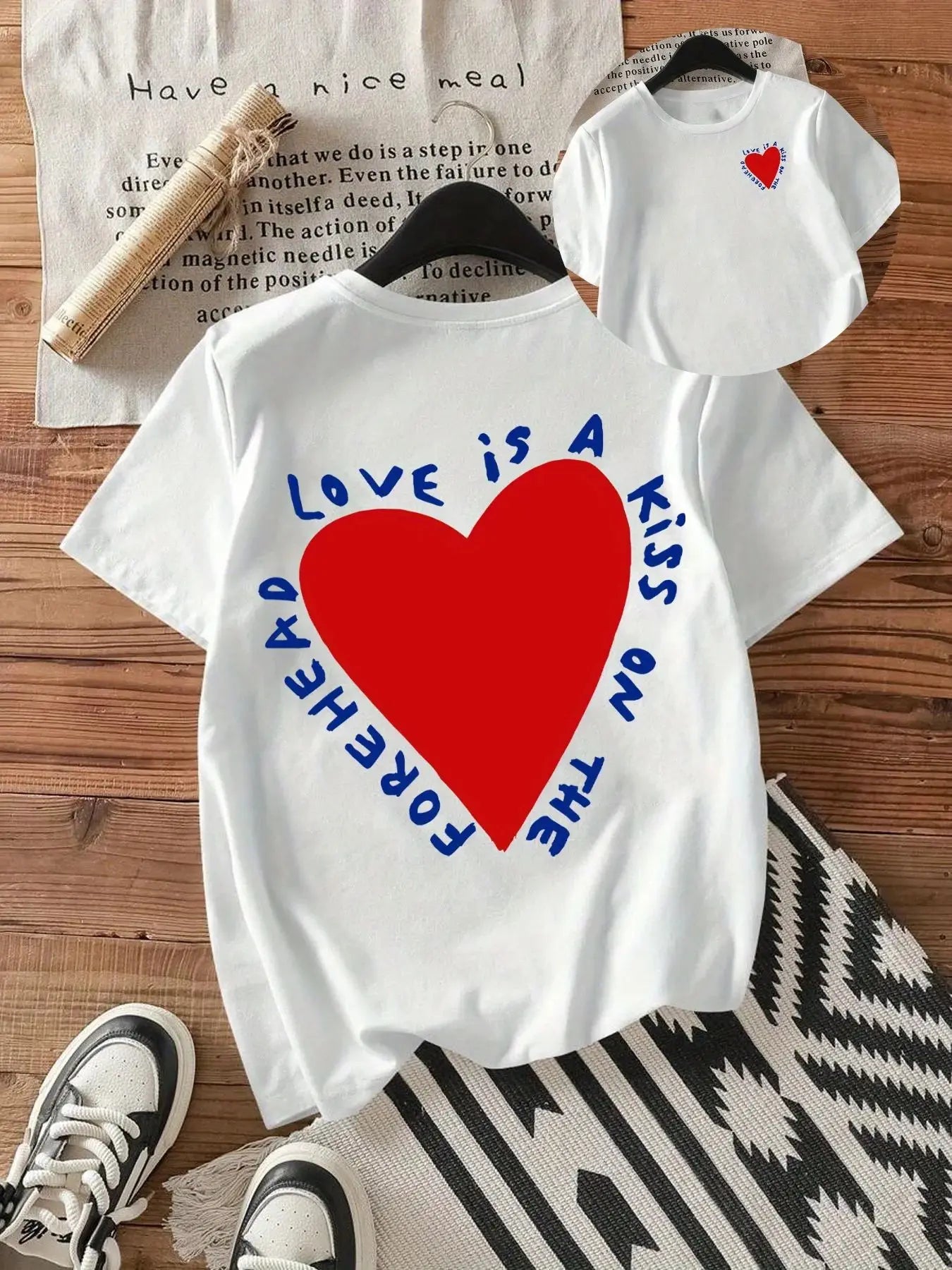 Camiseta love is a kiss