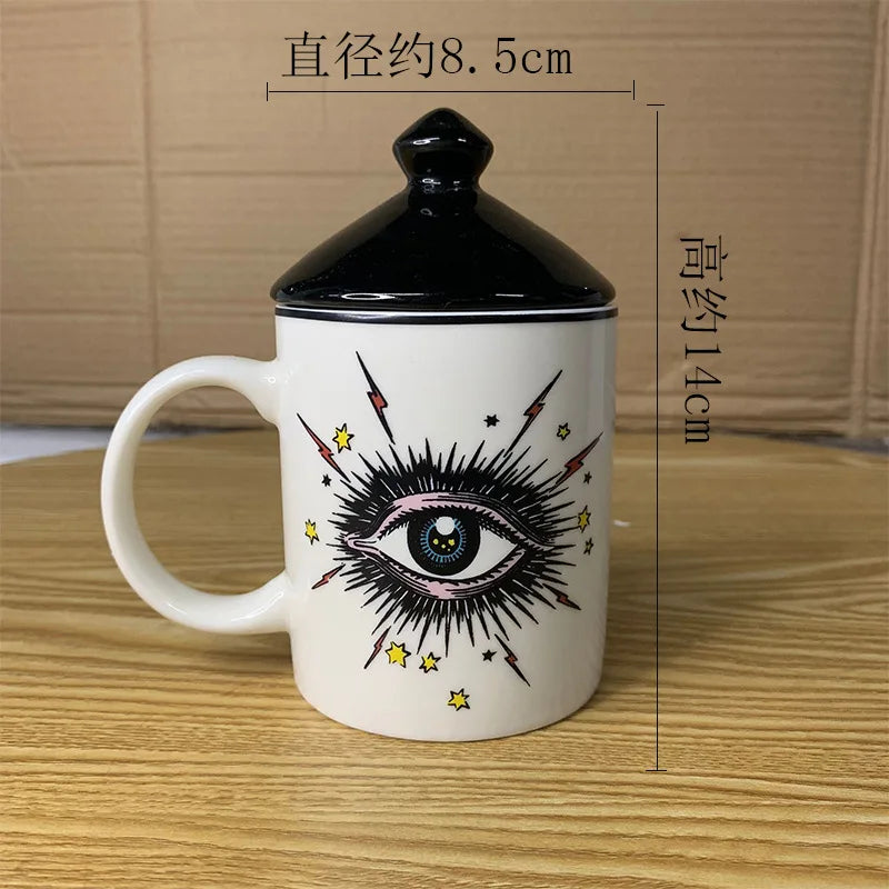 Copo de café cerâmico do olho abstrato com tampa, talheres, aromaterapia, vela, garrafa dos doces, criativo, decoração home