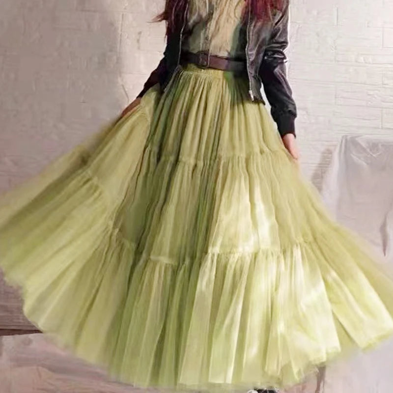 🌿 Saia de Tule Verde Oliva